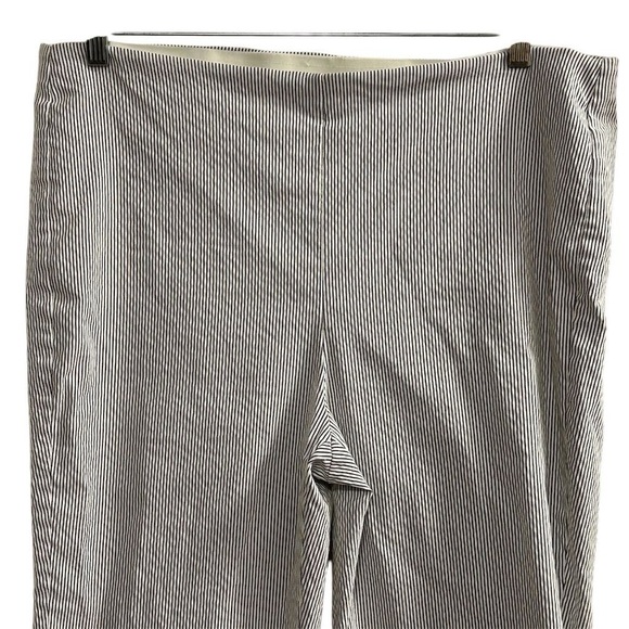 Chico's Women's Blue White Striped Capri Pants Size 16 Multicolor Casual - Picture 2 of 8